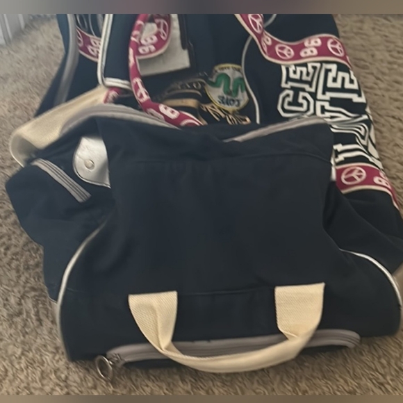 Pink univeesity luggage wheelie travel rare Love Peace - Picture 4 of 4